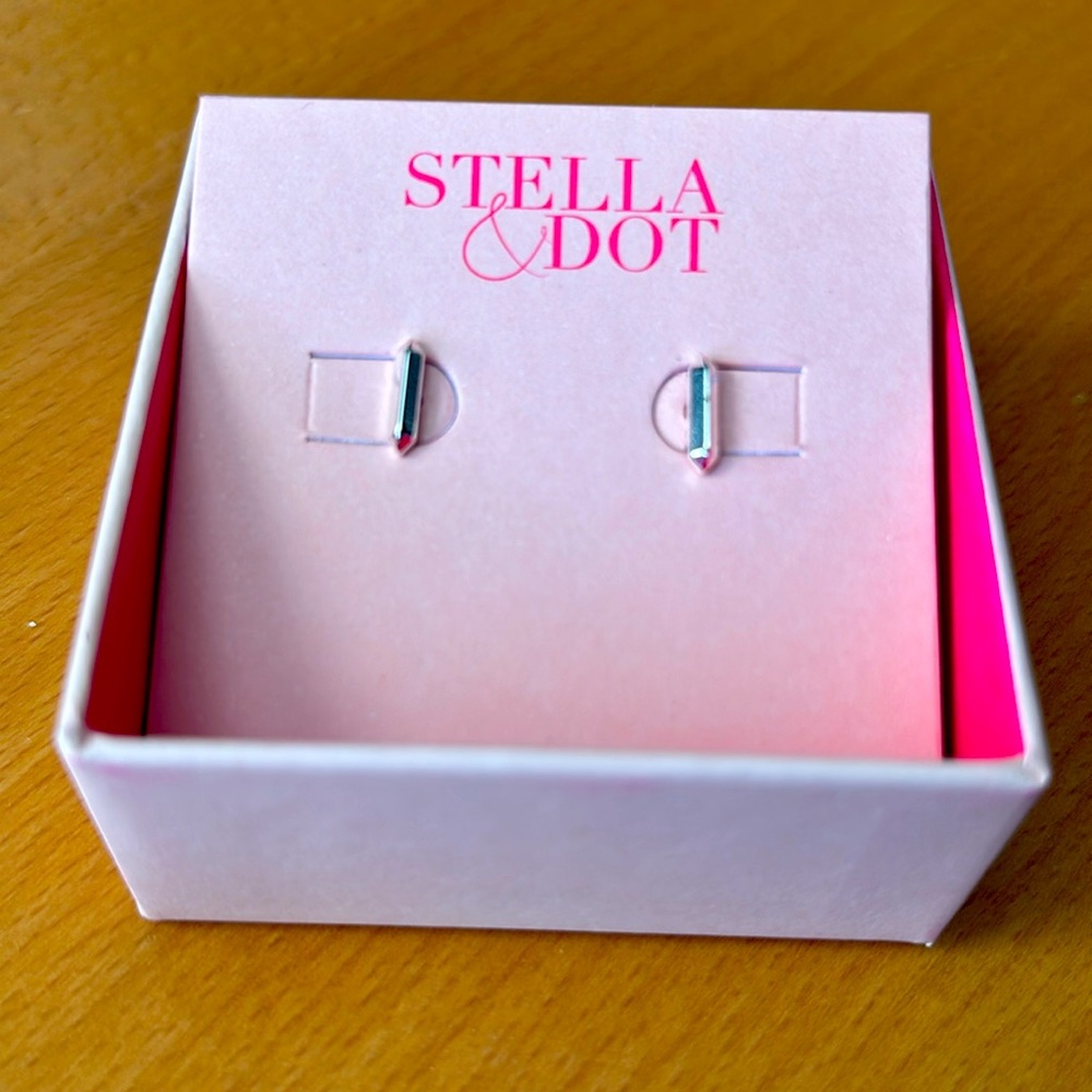 Stella & Dot Rebel Studs-Silver